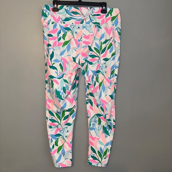 RARE Lilly Pulitzer Upf 50+ Luxletic 24" Weekender High Rise Midi Size XXL - Picture 4 of 5